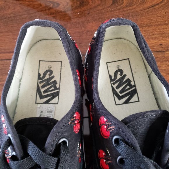 Vans Authentic Cherries Black Suede/ Canvas Skate Shoes Women's Size 6 Cherry - Picture 10 of 11